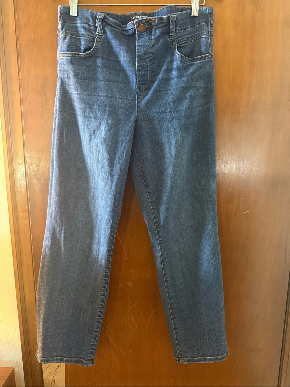 Liverpool Women’s Straight Jeans in Medium Blue Wash